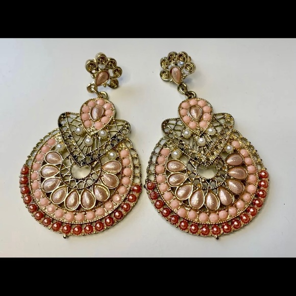Pink Coral Teardrop Chandelier Earrings Gold Tone Filigree Lace - Picture 4 of 4